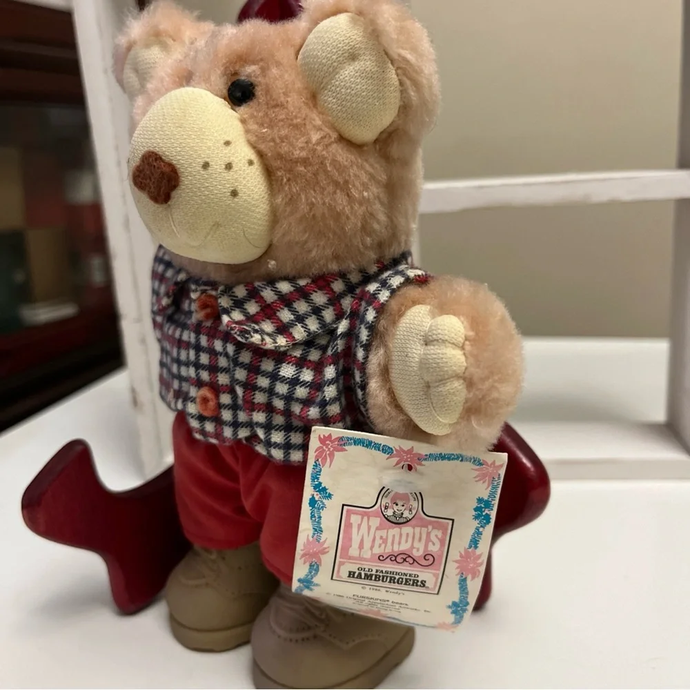 VTG Wendy’s Hamburger‎ Mascot Bear with Red and Brown Outfit